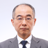 Eiichi Yamasaki 氏
