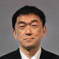 Atsushi Onoue 氏