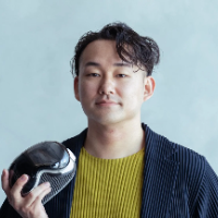 小林 佑樹 氏