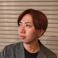 齊藤 徹  氏